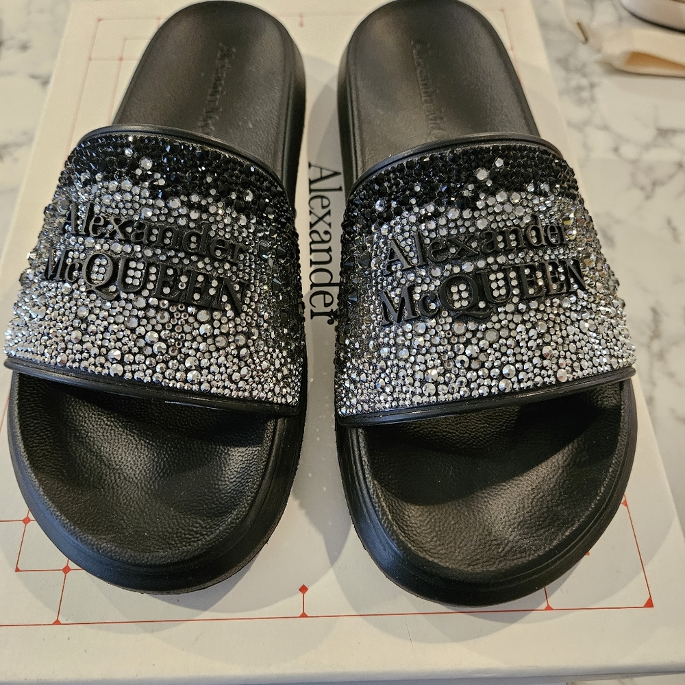 Alexander Mcqueen studded logo slides
